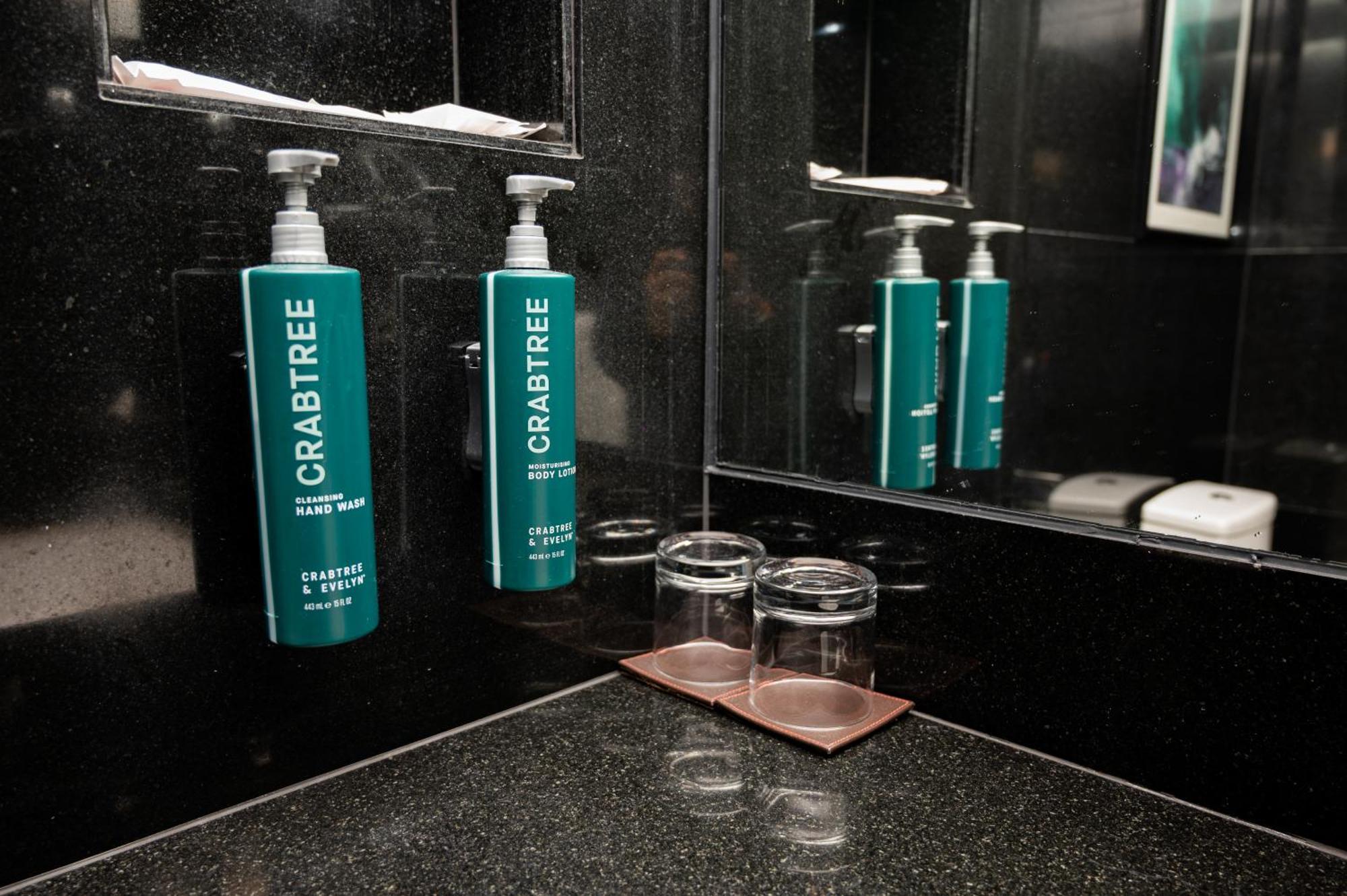 Doubletree By Hilton-Pune Chinchwad Pimpri-Chinchwad Exterior photo