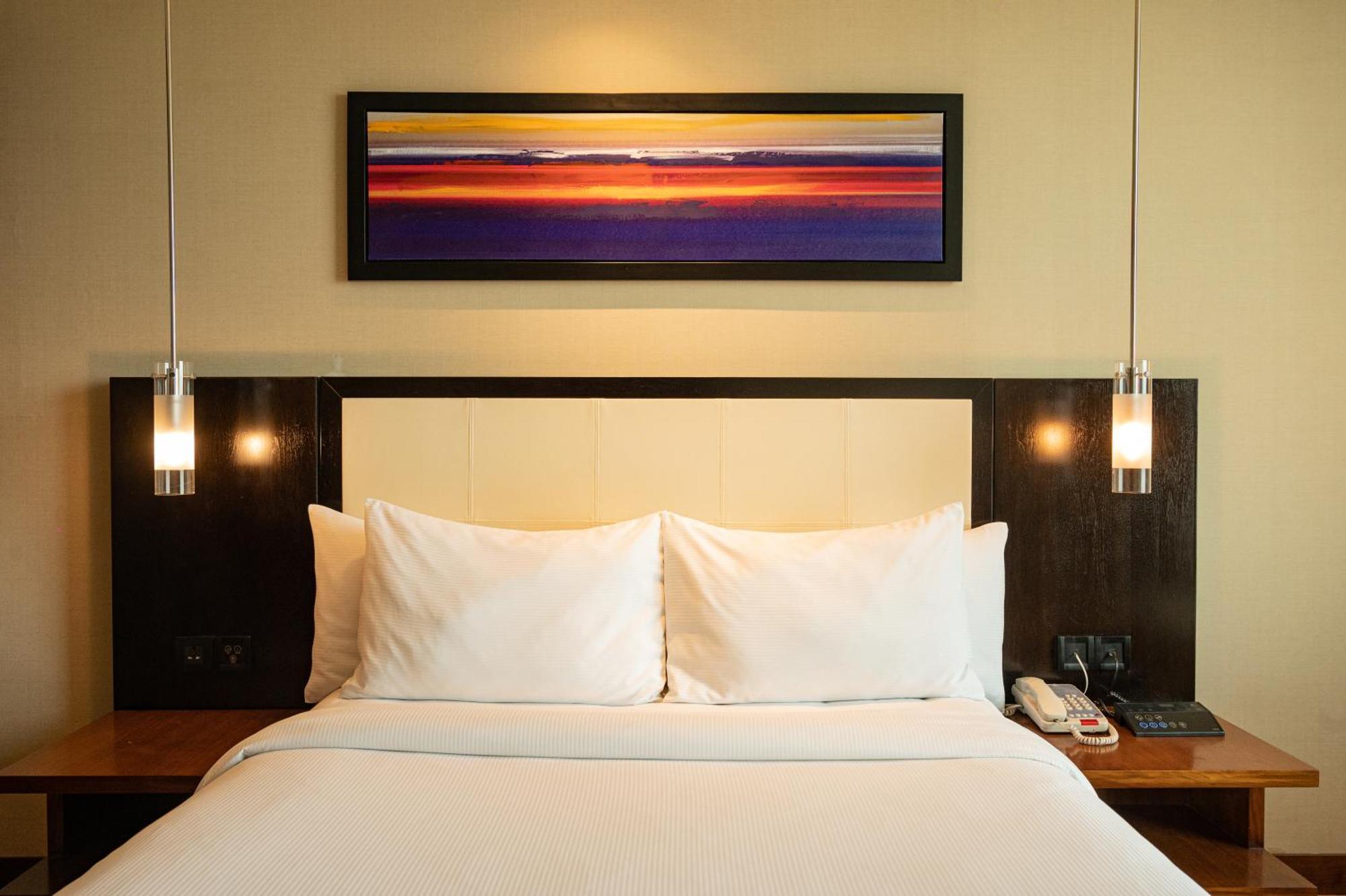 Doubletree By Hilton-Pune Chinchwad Pimpri-Chinchwad Exterior photo