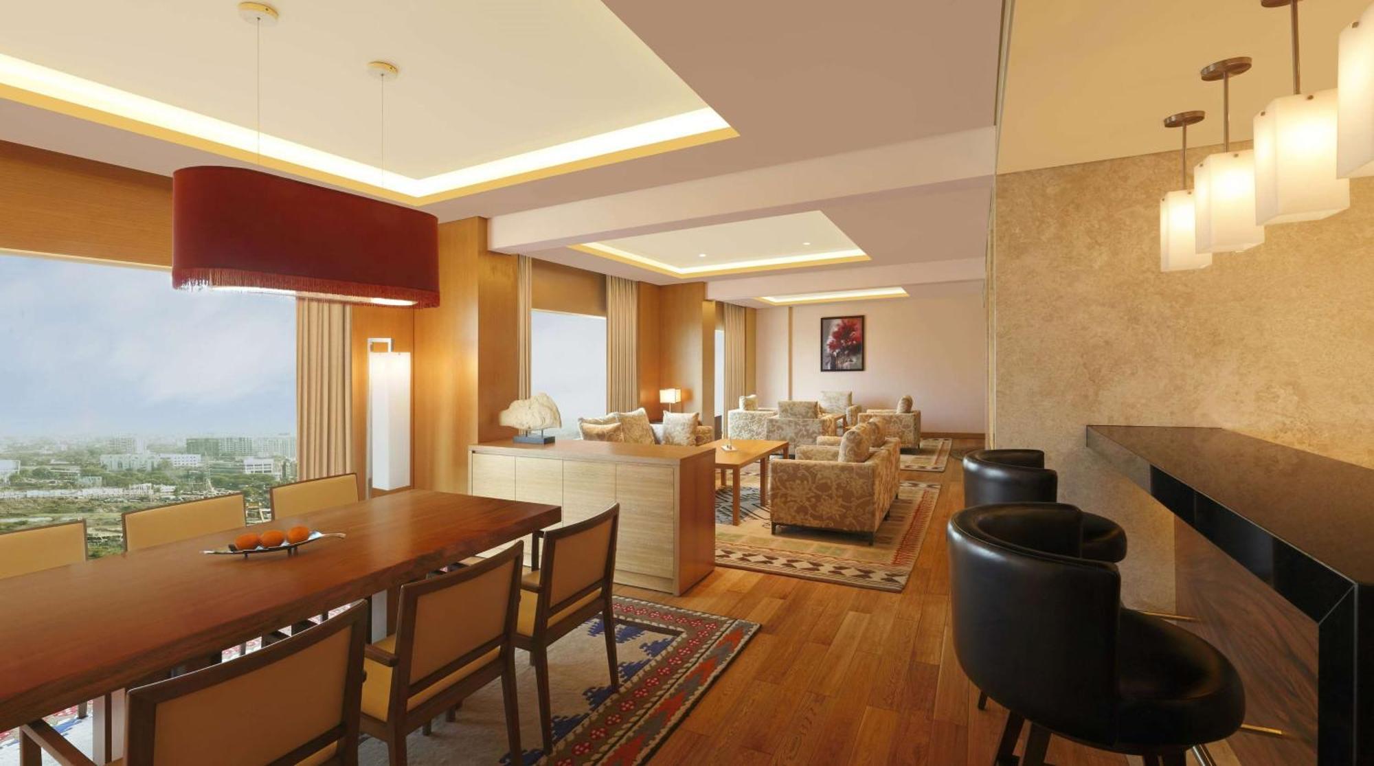Doubletree By Hilton-Pune Chinchwad Pimpri-Chinchwad Exterior photo
